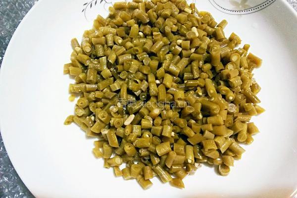 干煸肉末豆角的做法图解2