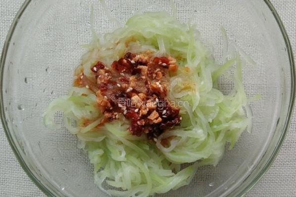 凉拌葫芦丝的做法图解4