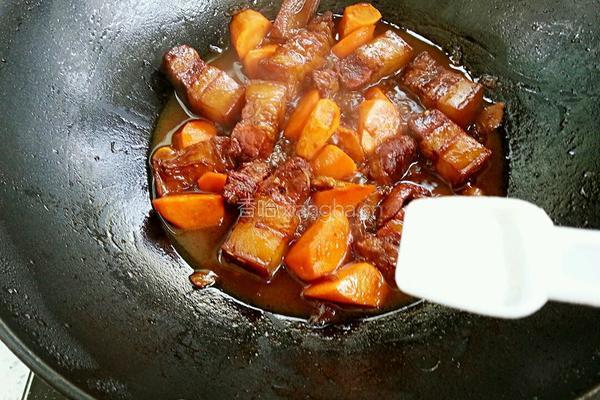 红烧肉炖萝卜的做法图解16