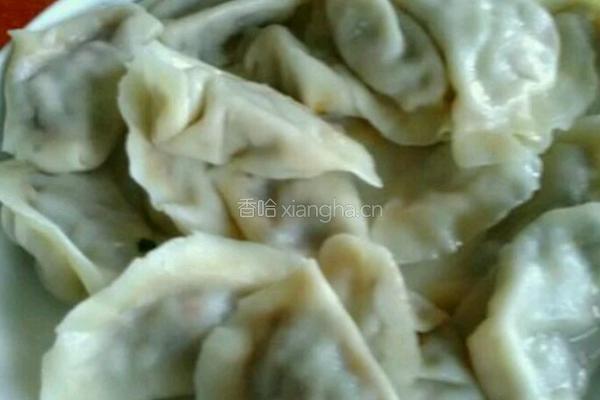 芹菜彩椒猪肉饺子的做法图解10