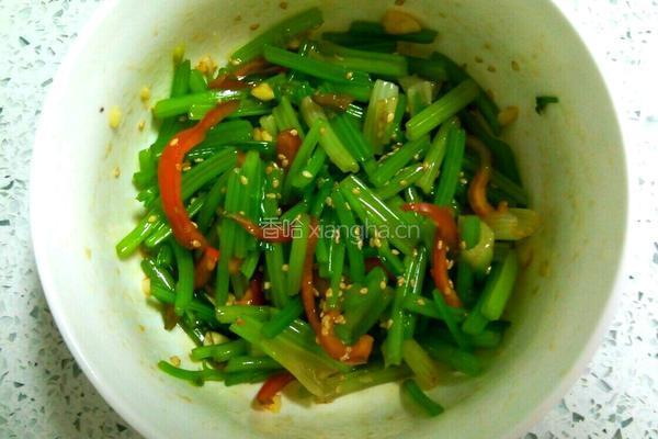 凉拌香芹的做法图解10