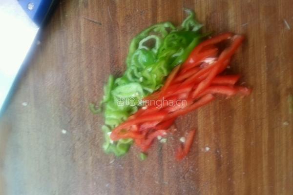 茭白炒肉丝的做法图解3