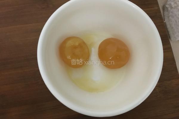 蛋黄娃娃菜的做法图解2