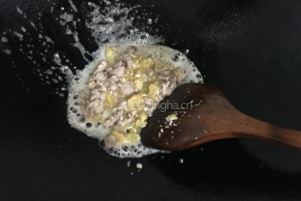 蛋黄娃娃菜的做法图解7