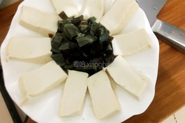皮蛋凉拌豆腐的做法图解9