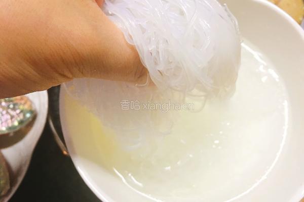 蒜蓉粉丝鲍鱼的做法图解4