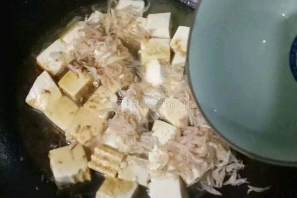 虾皮烧豆腐的做法图解5