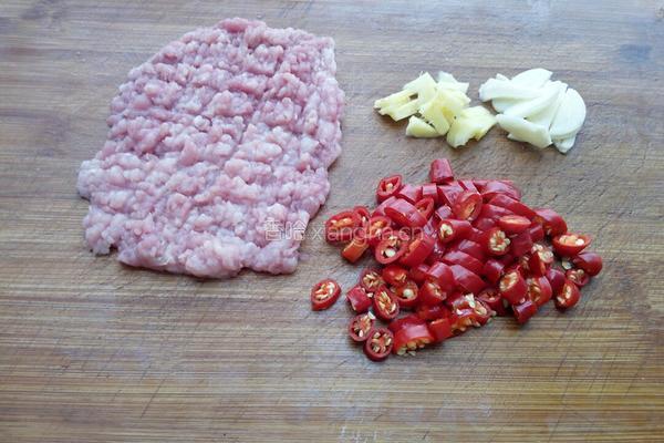 蕨菜干炒肉的做法图解5