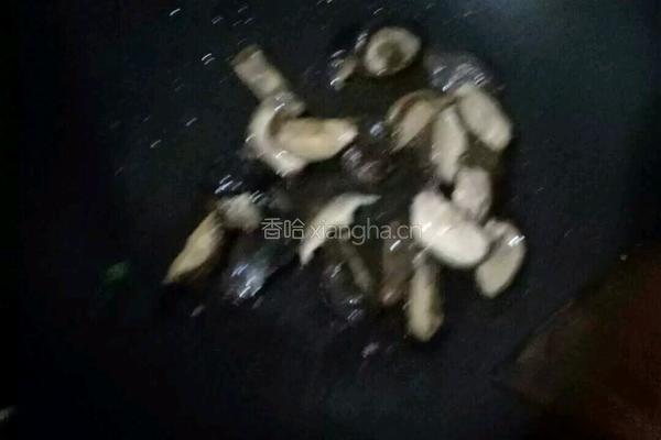 花甲香菇汤的做法图解3