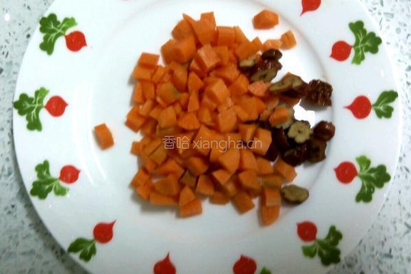 胡萝卜糯米饭的做法图解2