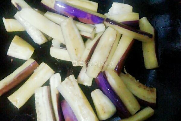 瘦肉豆角烧茄子的做法图解7