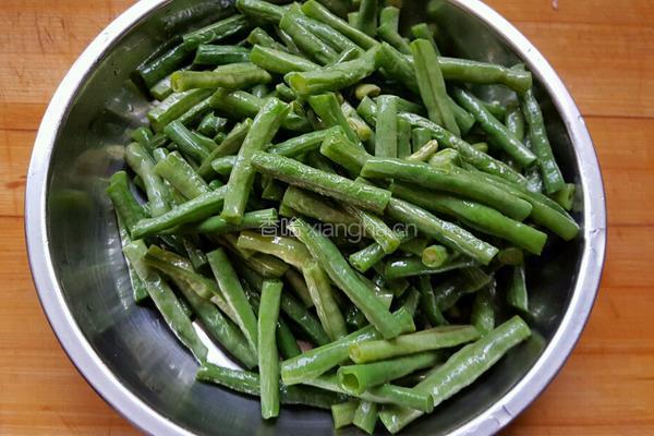 干煸豆王的做法图解4