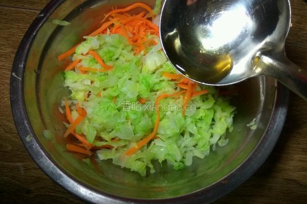 凉拌卷心菜丝的做法图解8