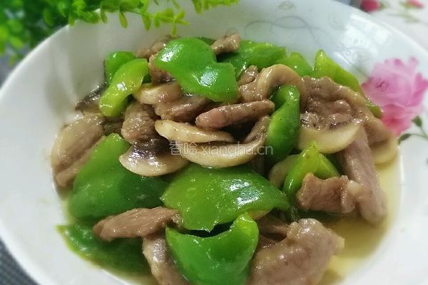 蘑菇炒牛肉
