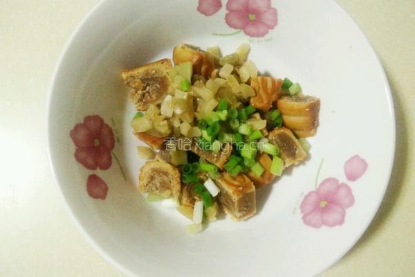 凉拌月饼的做法图解3