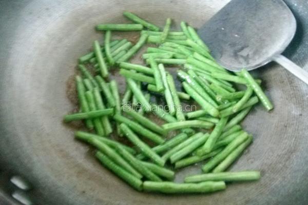 豇豆西红柿的做法图解6