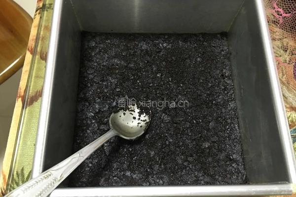 彩虹芝士蛋糕的做法图解2