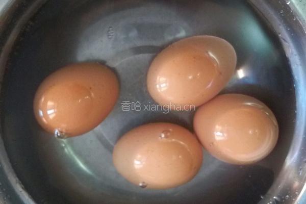 白水煮鸡蛋的做法图解2