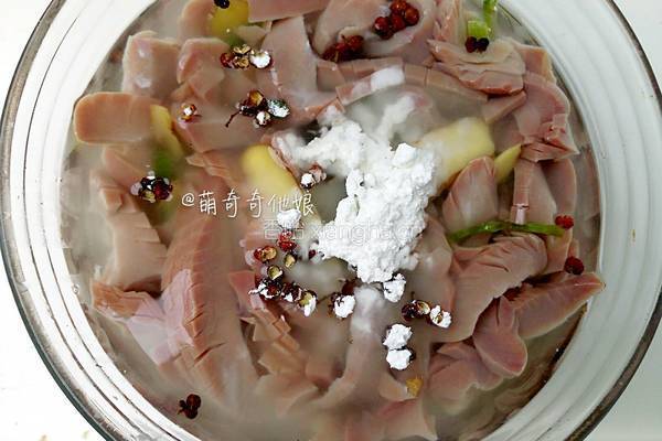 凉拌腰花的做法图解7