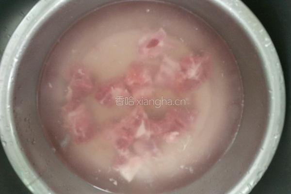 香煎小排骨的做法图解1