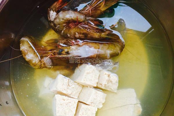 沙锅炖酸菜血肠的做法图解4