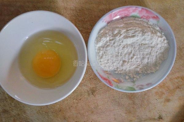 油炸鱿鱼圈的做法图解3