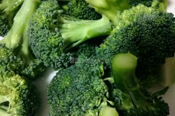 鱿鱼西兰花的做法图解3