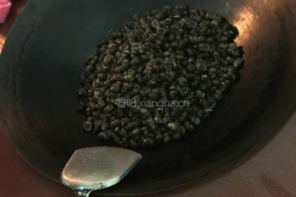 炒石螺的做法图解3
