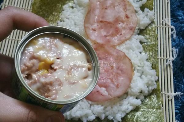 吞拿鱼玉米寿司的做法图解7