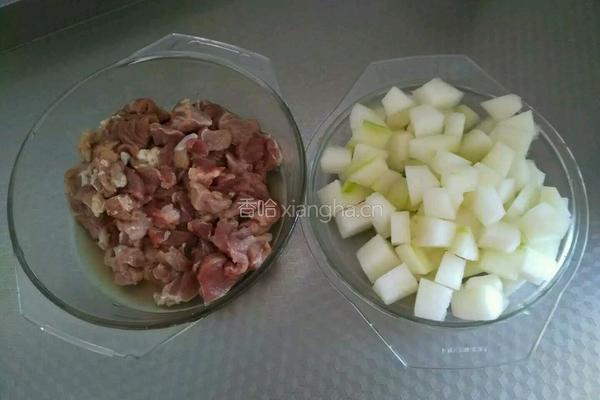萝卜羊肉汤的做法图解1