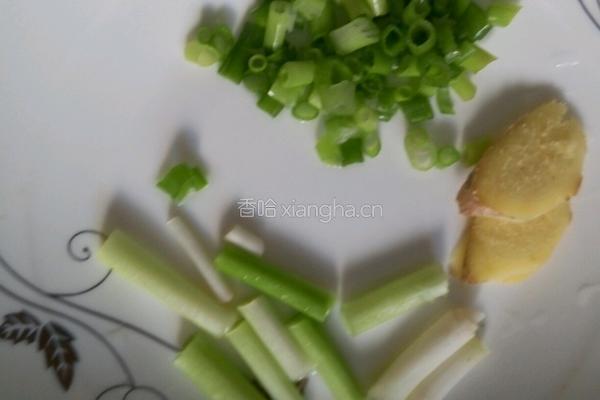 家常土豆烧肉的做法图解3