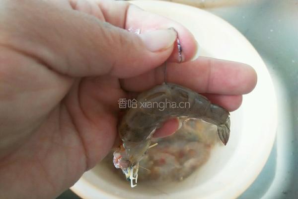 川味香辣虾的做法图解1