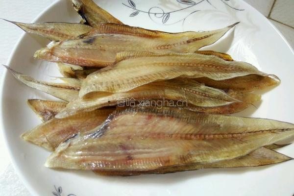 红烧多利鱼的做法图解1