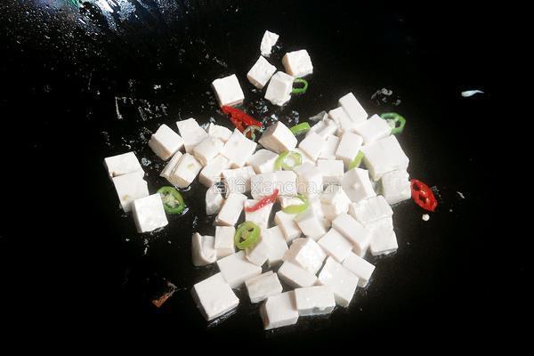 嫩豆腐鸡蛋的做法图解3