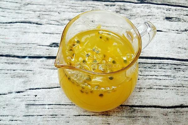 蜂蜜百香果茶的做法图解5