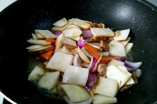 杏鲍菇烧肉的做法图解13