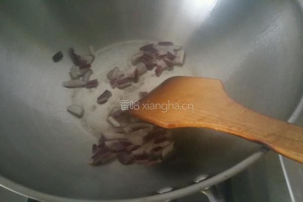 牛奶蘑菇汤的做法图解3