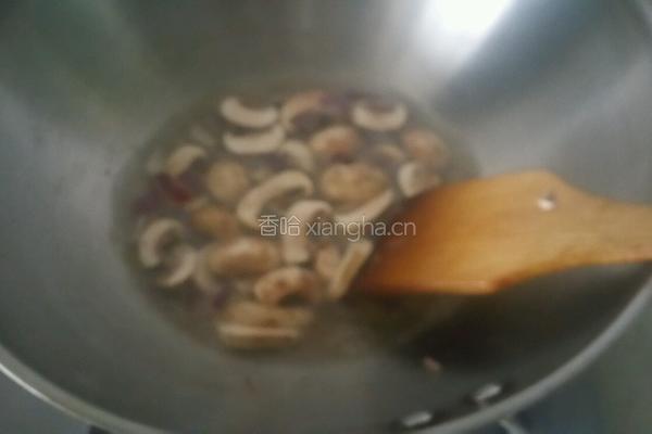 牛奶蘑菇汤的做法图解5