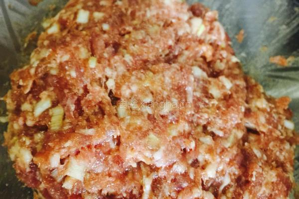 千层发面肉饼的做法图解2