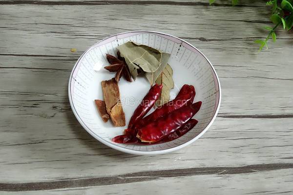 排骨烧土豆的做法图解6
