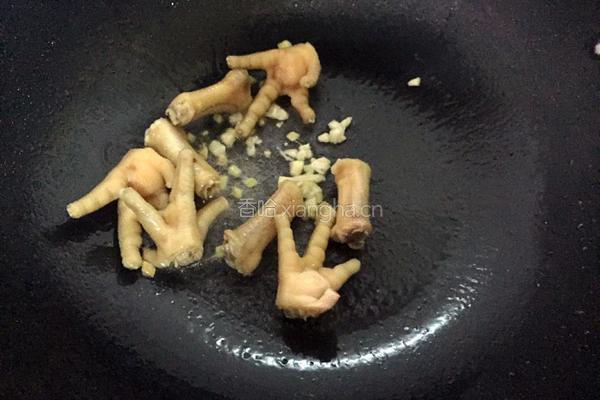 鸡爪焖黄豆的做法图解5