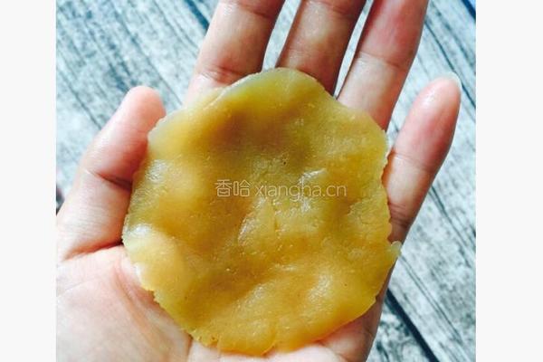 蛋黄莲蓉月饼的做法图解14