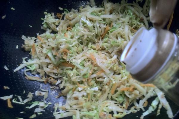 包菜炒饼丝的做法图解8