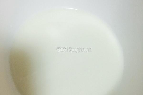 糖醋里脊的做法图解2