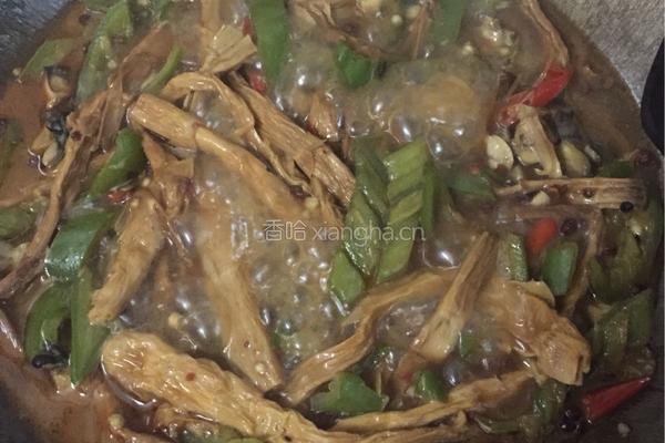 干笋炖田螺肉的做法图解6