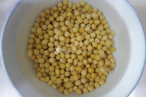 老鸭黄豆汤的做法图解2