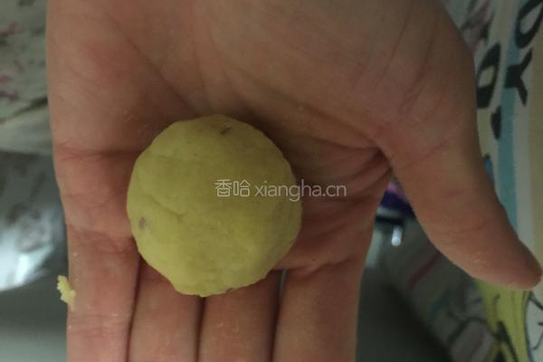 红薯肉松球的做法图解6
