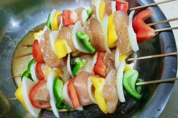 电饼铛烤鸡肉串的做法图解4