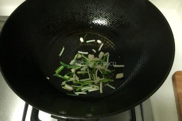 青炒海蛏子的做法图解3
