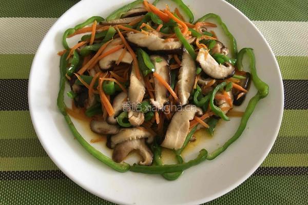 爆炒青椒香菇的做法图解7